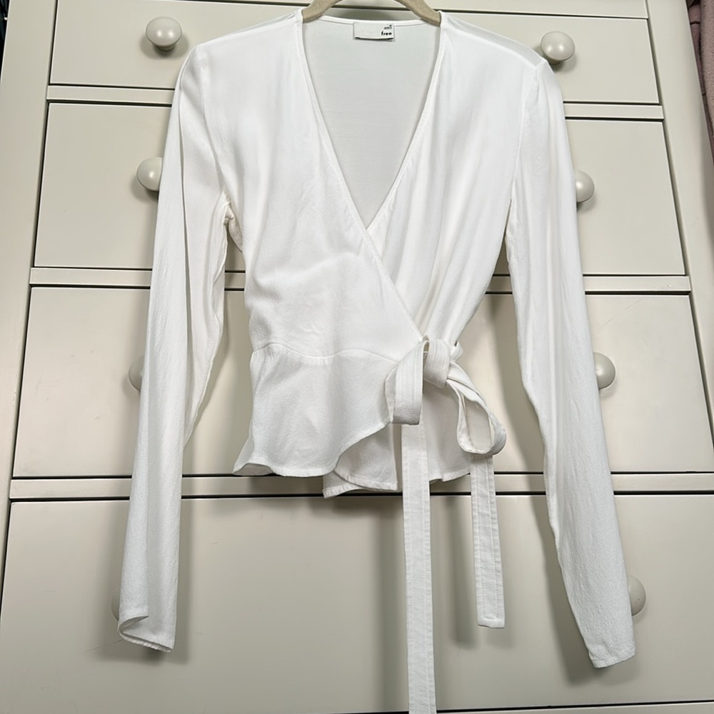 Wilfred Free White Ballerina Wrap Top